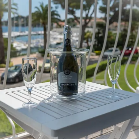 3p St Jean 아파트